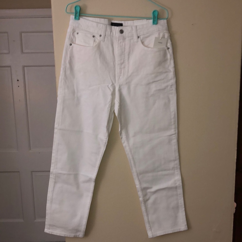 NWT Free Assembly White Jeans